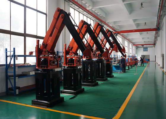 Gübre Hattında Çok Hatlı Robot Kol Çanta Paletleyici